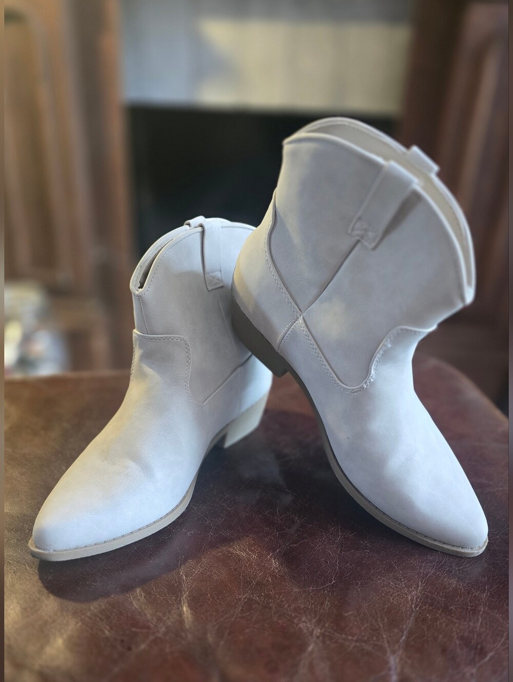 Women’s Arizone Western-Inspired Ankle Boots in cream.  Size 9